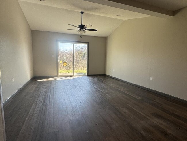 1301 Deerlake Rd in Monett, MO - Building Photo - Building Photo