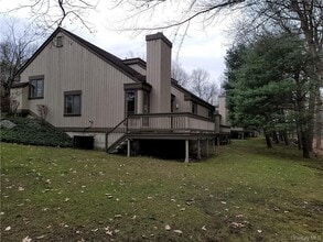 555 Heritage Hills in Somers, NY - Building Photo - Building Photo