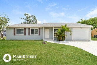 2049 SE Talwood Ln in Port St. Lucie, FL - Foto de edificio - Building Photo