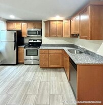 234 Lexington St in Boston, MA - Building Photo