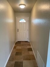 9457 Magnolia Wood Dr in Claremore, OK - Building Photo - Building Photo