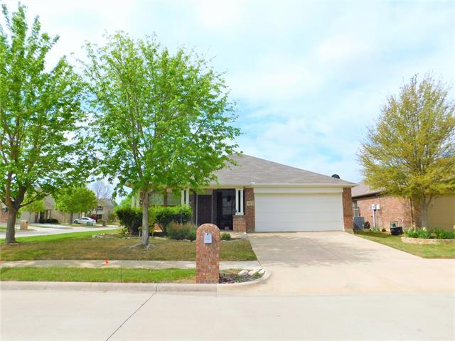 5401 Balmorhea Dr in Argyle, TX - Building Photo