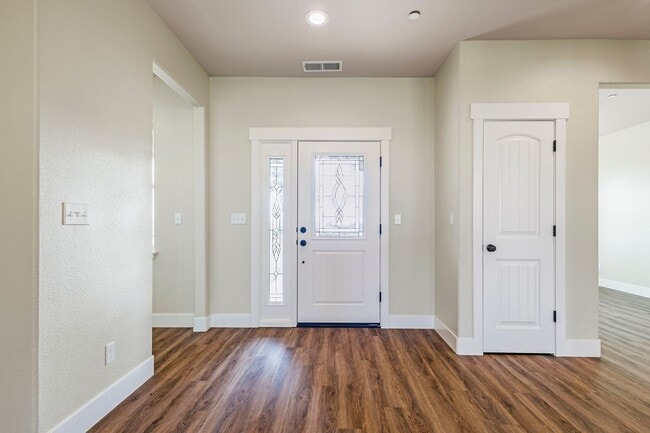 1915 Dean Rd in Paradise, CA - Building Photo - Building Photo