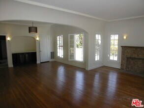 803 S Detroit St in Los Angeles, CA - Building Photo - Building Photo