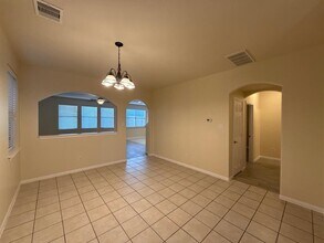 1702 Bonnyton Ln in Houston, TX - Building Photo - Building Photo