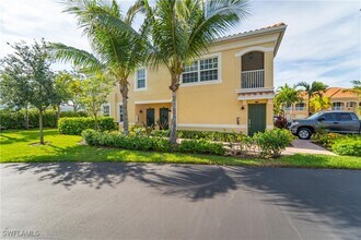 8540 Violeta St in Bonita Springs, FL - Building Photo - Building Photo