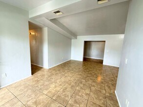 3520 NW 178th St in Miami Gardens, FL - Building Photo - Building Photo