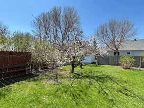 1239 19th St N in Moorhead, MN - Building Photo - Building Photo