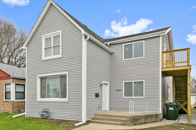 property at 9305 S Homan Ave