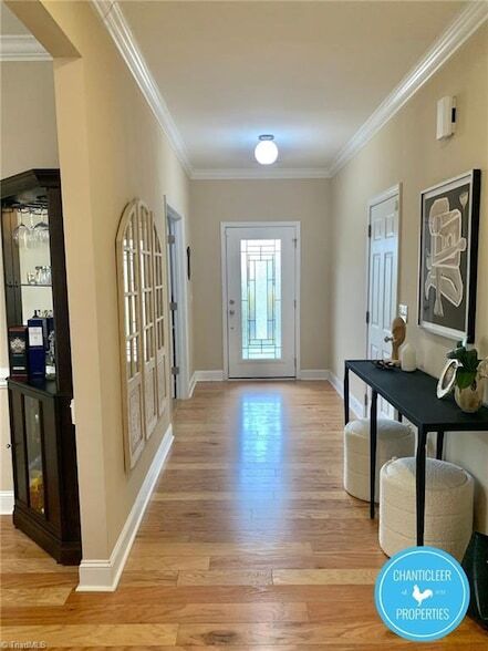 2050 Cold Creek Ct in High Point, NC - Foto de edificio - Building Photo