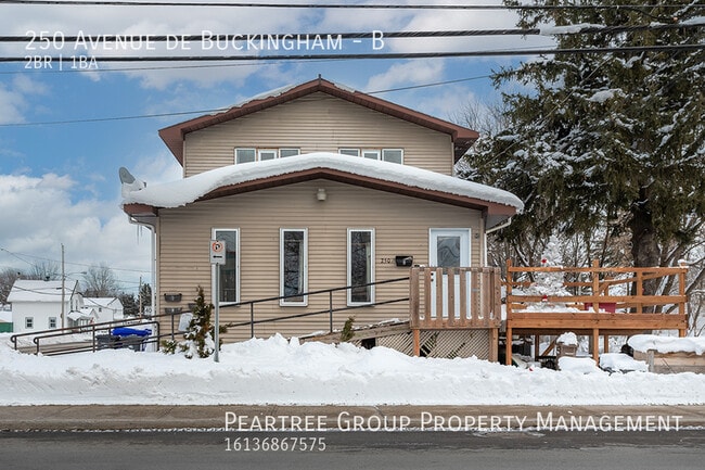 property at 250 Ave. de Buckingham