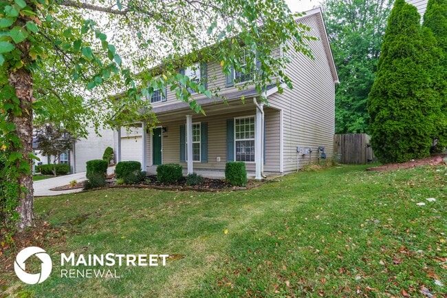 8104 Apple Valley Dr in Louisville, KY - Foto de edificio - Building Photo
