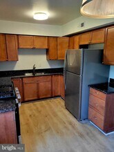 52 Forge Rd in Medford, NJ - Foto de edificio - Building Photo