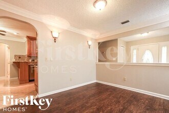 401 Broadview Ave in Altamonte Springs, FL - Building Photo - Building Photo