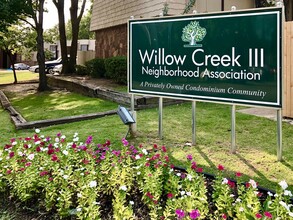 Willow Creek Condos in Tulsa, OK - Building Photo - Building Photo