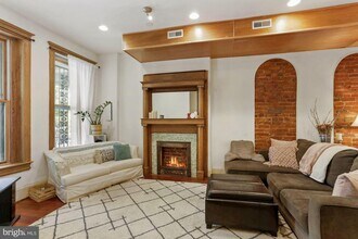 1116 Monroe St NW in Washington, DC - Building Photo - Building Photo
