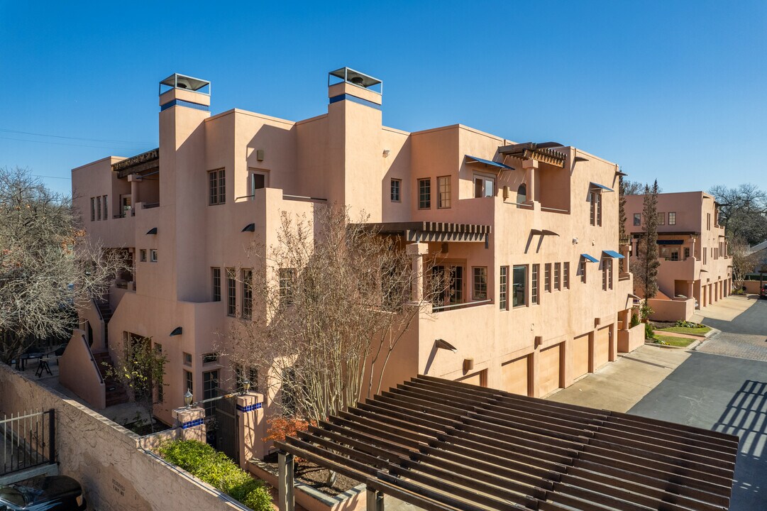 1506 W 13th St in Austin, TX - Foto de edificio