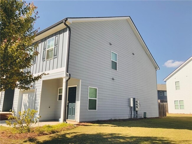 property at 7062 Mimosa Blf