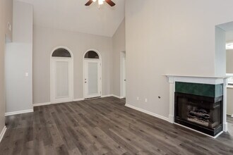 5846 White Ridge Cir E in Olive Branch, MS - Building Photo - Building Photo