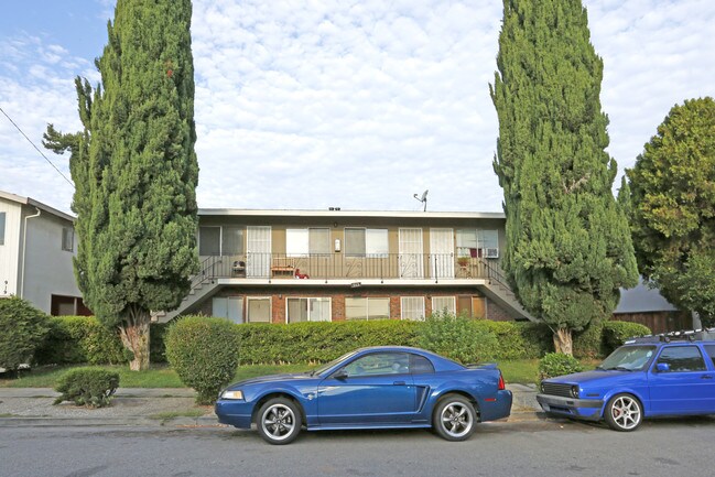 913 Delbert Way in San Jose, CA - Foto de edificio - Building Photo