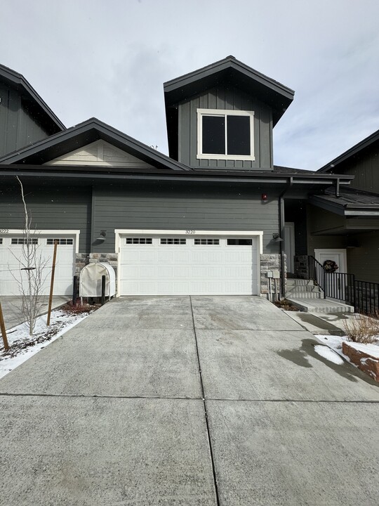 3220 Quarry Springs Dr in Summit Park, UT - Building Photo
