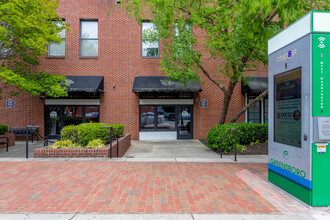 Vernon Building in Greensboro, NC - Foto de edificio - Building Photo