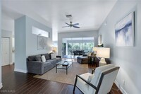 801 Carrick Bend Cir in Naples, FL - Foto de edificio - Building Photo