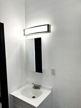 919 S 50th St in Philadelphia, PA - Building Photo - Building Photo