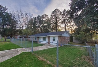2517 W Kensington Dr in Augusta, GA - Building Photo - Building Photo