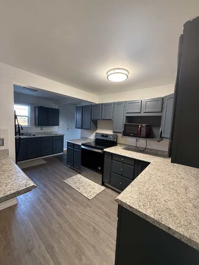 1119 S 6th Ave in Yakima, WA - Building Photo - Building Photo