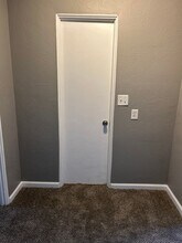 1040 Forest Ct-Unit -B05 1040 16 in Kansas City, KS - Building Photo - Building Photo