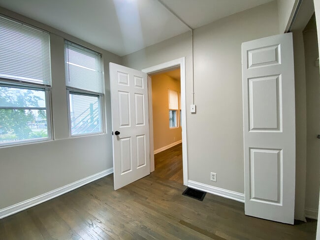 8933 S Halsted St in Chicago, IL - Building Photo - Building Photo
