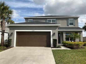 1085 Lakeside Estates Dr in Apopka, FL - Building Photo