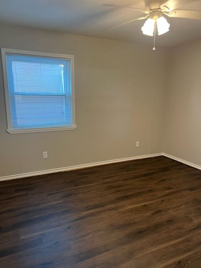 3439 Charles Ave in Groves, TX - Building Photo - Building Photo