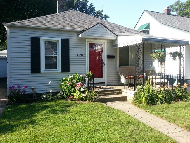 24741 Boston Street in Dearborn, MI - Building Photo - Building Photo