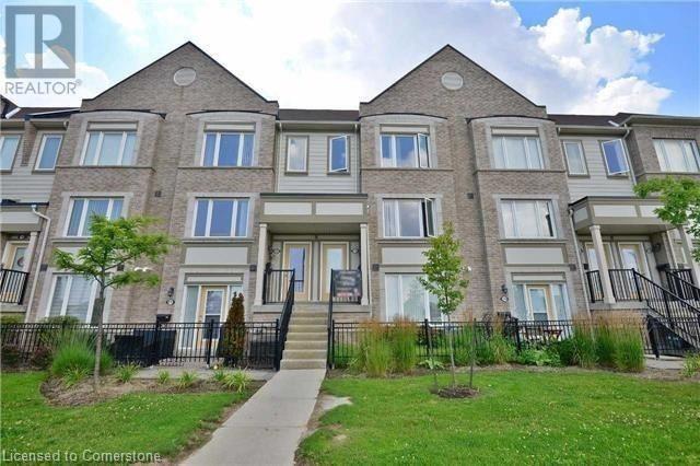 5100 Plantation Pl in Mississauga, ON - Building Photo - Building Photo