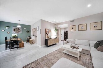 8518 Coppertowne Ln in Dallas, TX - Building Photo - Building Photo