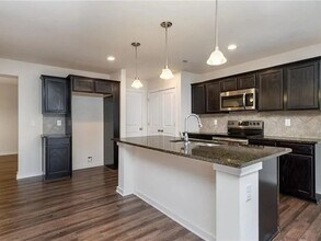 3725 Brandie Glen Rd in Charlotte, NC - Building Photo - Building Photo