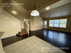 4907 Orchid Star in San Antonio, TX - Building Photo - Building Photo