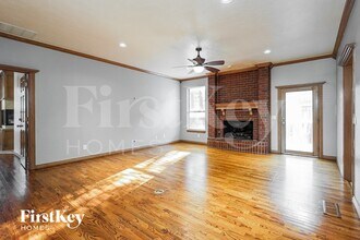 13 Berkshire Dr in Edmond, OK - Building Photo - Building Photo