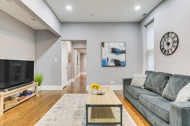 property at 2148 W Chicago Ave