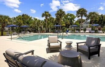 The Lucille Apartments in Stuart, FL - Foto de edificio - Building Photo