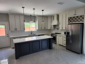505 Northern Dancer Ave in Edinburg, TX - Building Photo - Building Photo