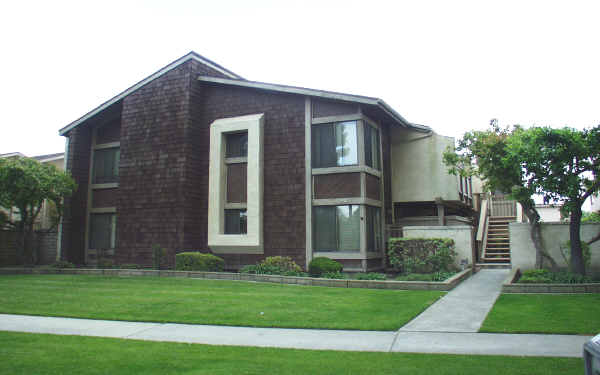 5234 Hayter Ave in Lakewood, CA - Building Photo