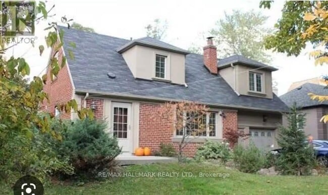 property at 152 Upper Canada Dr