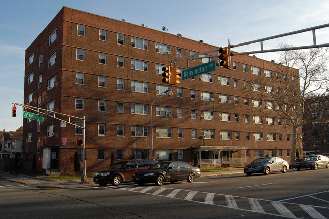 2500 John F Kennedy Blvd in Jersey City, NJ - Foto de edificio - Building Photo