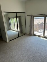 5947 Helmcrest Dr in Riverside, CA - Building Photo - Building Photo