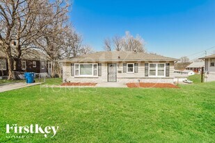 11408 E Scarritt Ave in Sugar Creek, MO - Building Photo