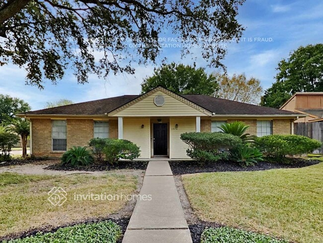 property at 1374 New Tree Ln