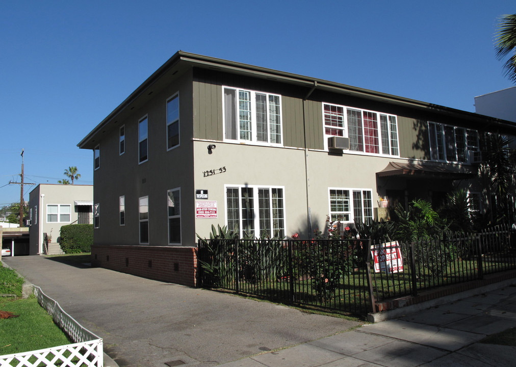 1251-1253 N Harper Ave in West Hollywood, CA - Building Photo